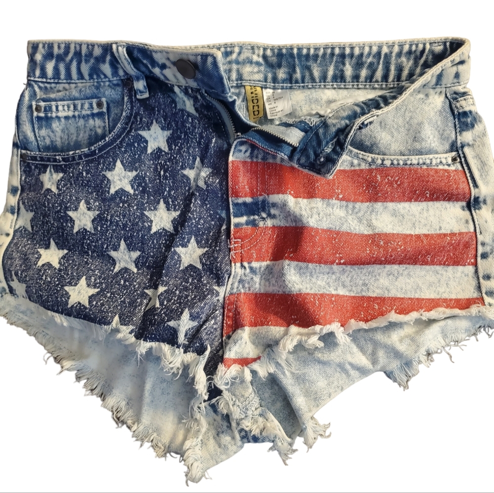 H&M Divided Stars & Stripes American Flag Jean Shorts- Size 8